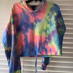 Retro Tye Dye crop hoodie.